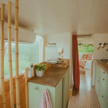 The Amazing Inacio Bus Converted Home Sintra Zewnętrze zdjęcie