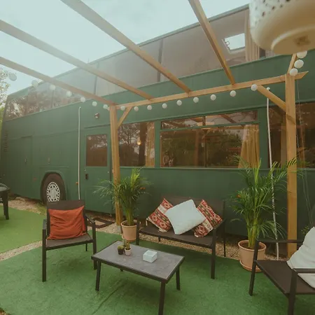The Amazing Inacio Bus Converted Home Sintra Zewnętrze zdjęcie