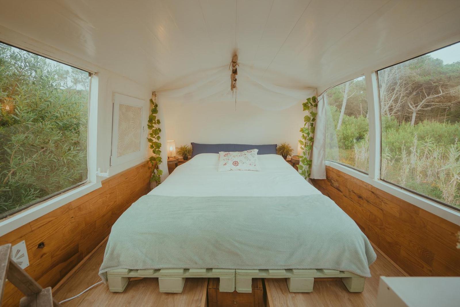 Holiday home The Amazing Inacio Bus Converted