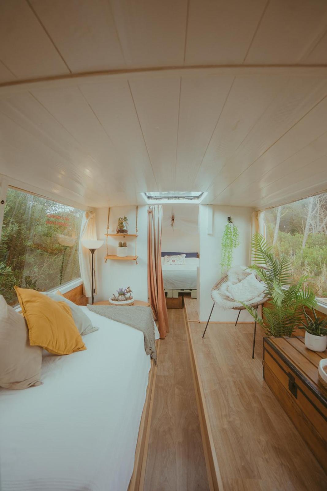 Holiday home The Amazing Inacio Bus Converted