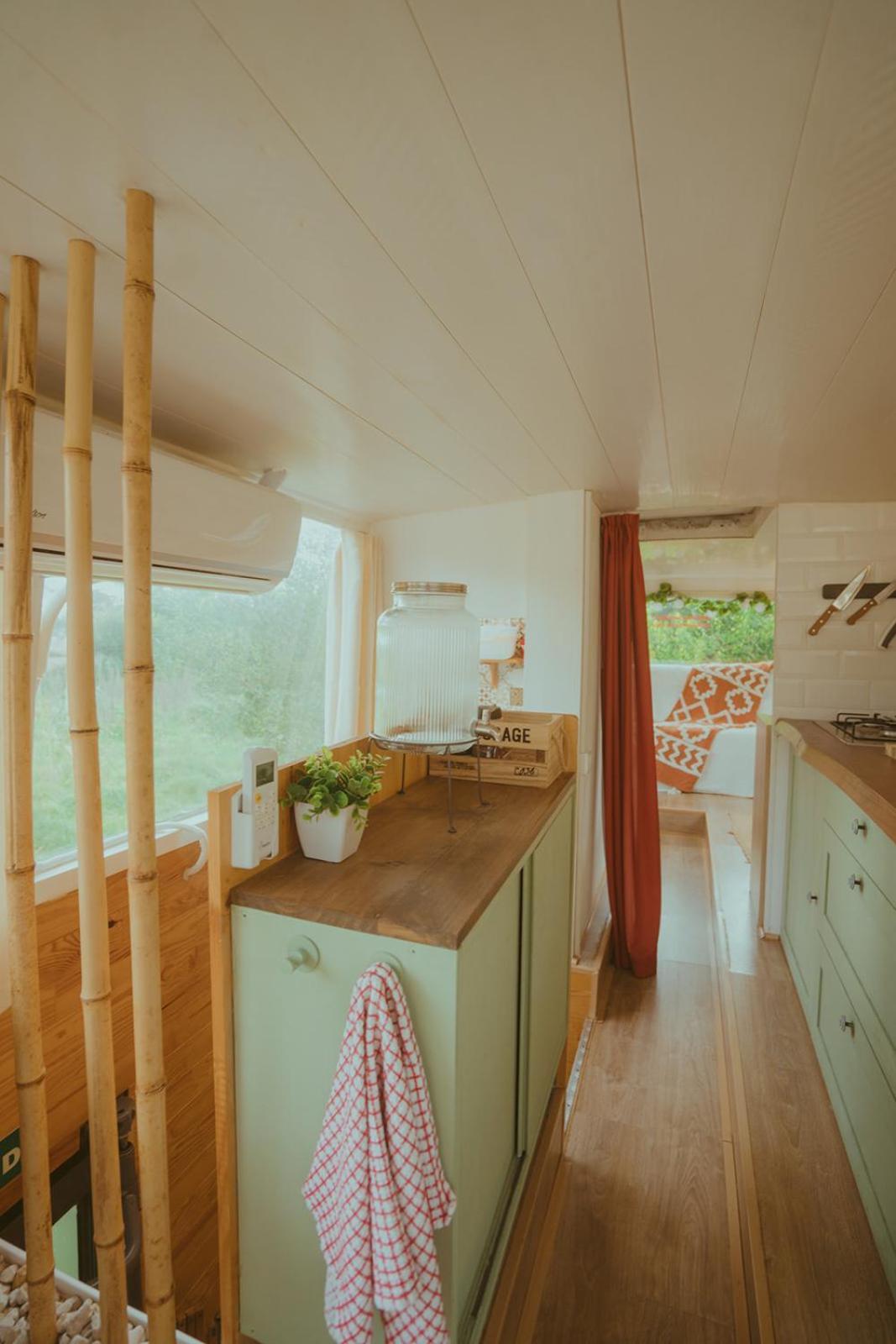 Holiday home The Amazing Inacio Bus Converted
